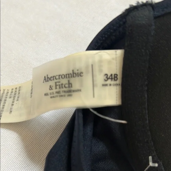 Abercrombie & Fitch Navy Underwire Bikini Top with Adjustable Straps - Picture 3 of 4